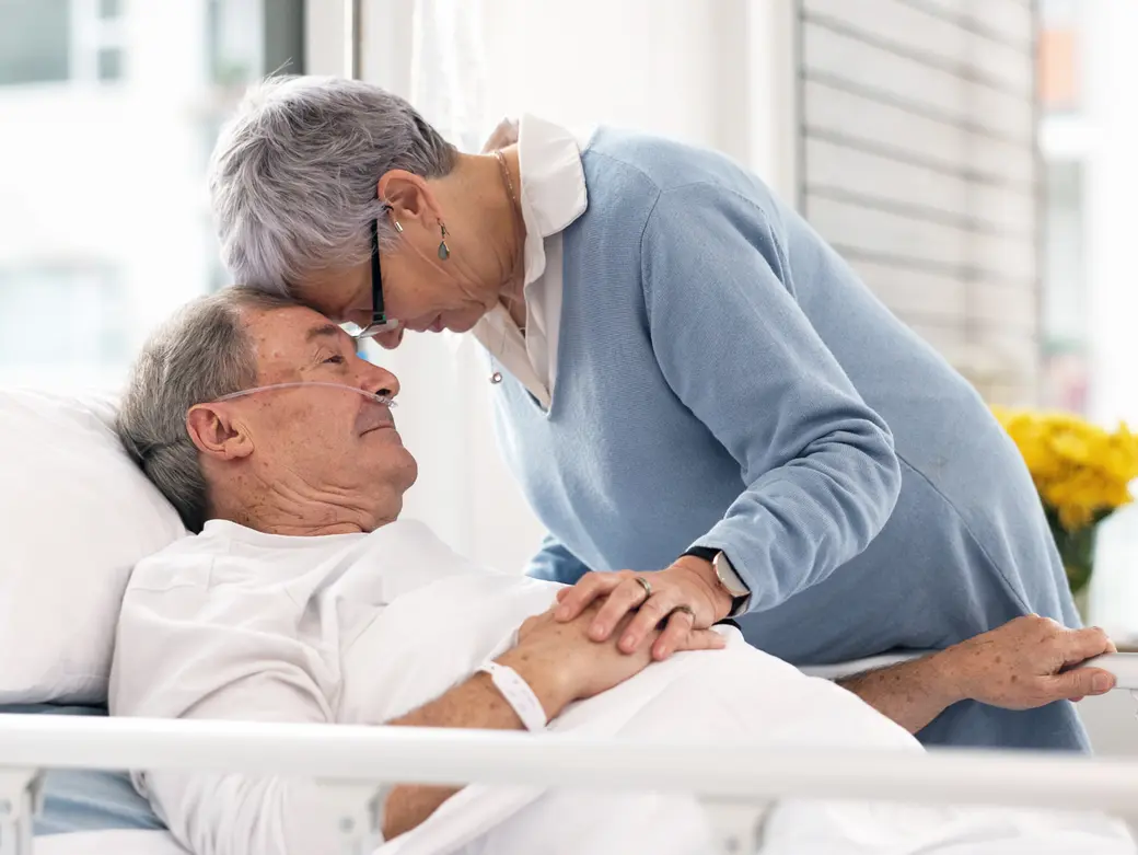 Krankenhaus, älteres Paar